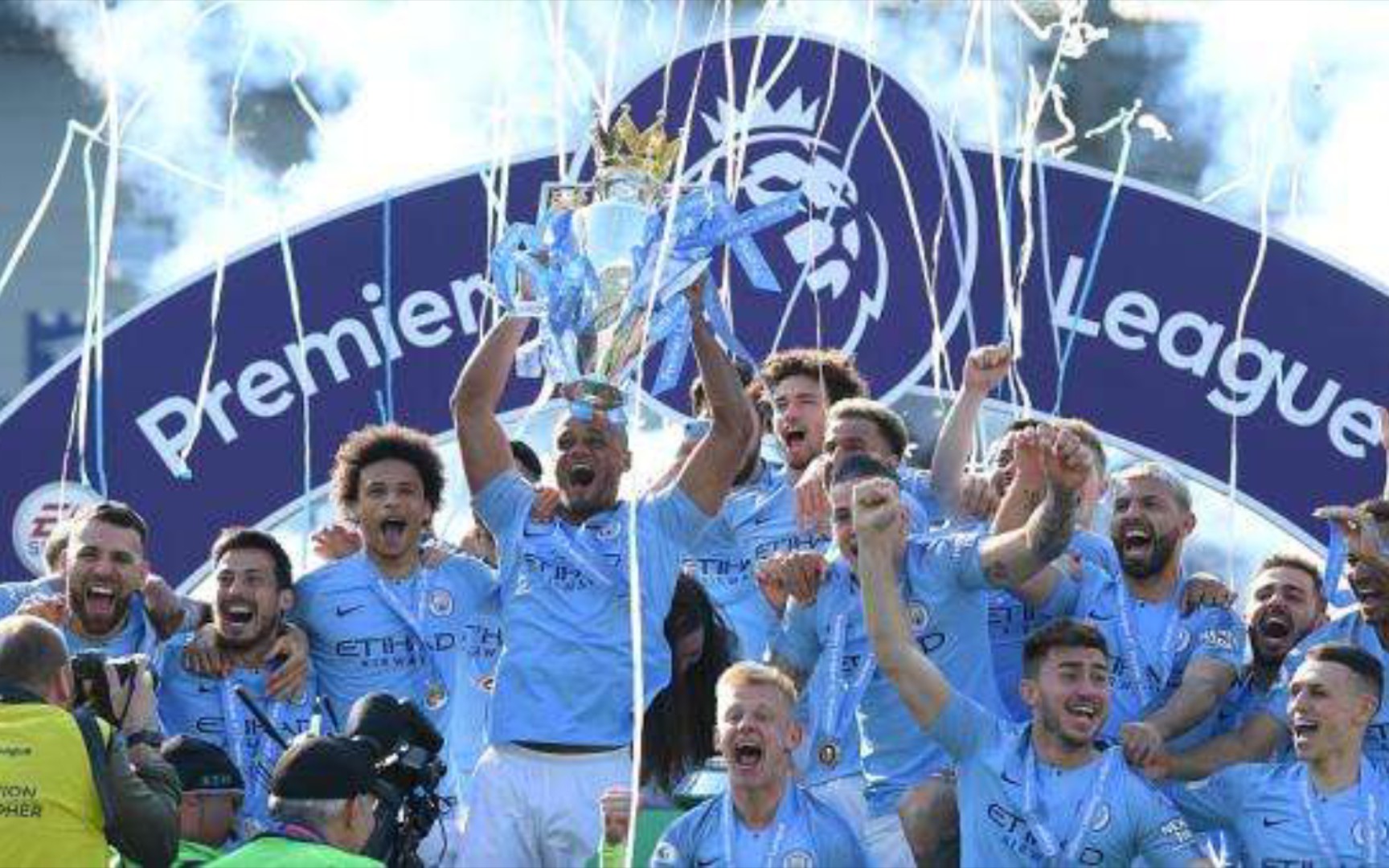 许多教练和 许多教练和